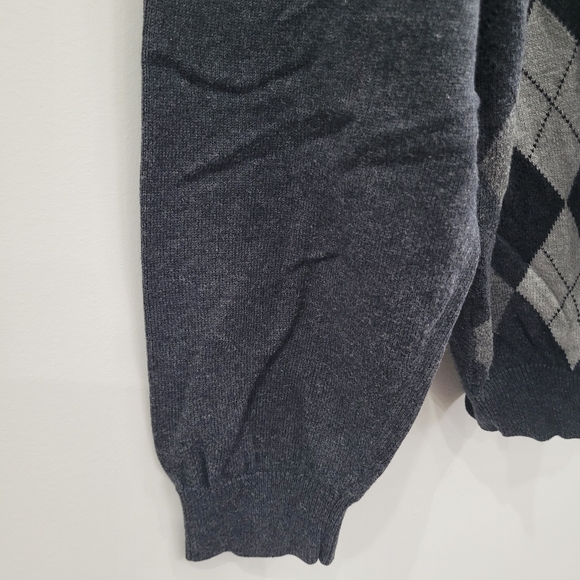 Croft and Barrow Sweater - Men's size Large - Picture 3 of 5